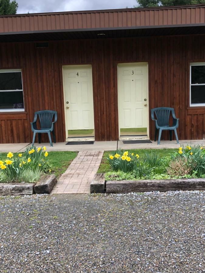 Colton Point Motel ウェルズボロ エクステリア 写真