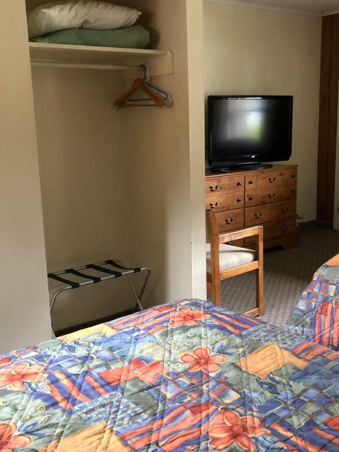 Colton Point Motel ウェルズボロ エクステリア 写真