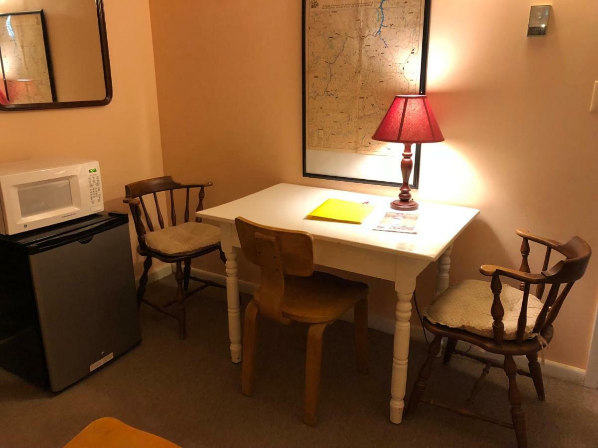 Colton Point Motel ウェルズボロ エクステリア 写真